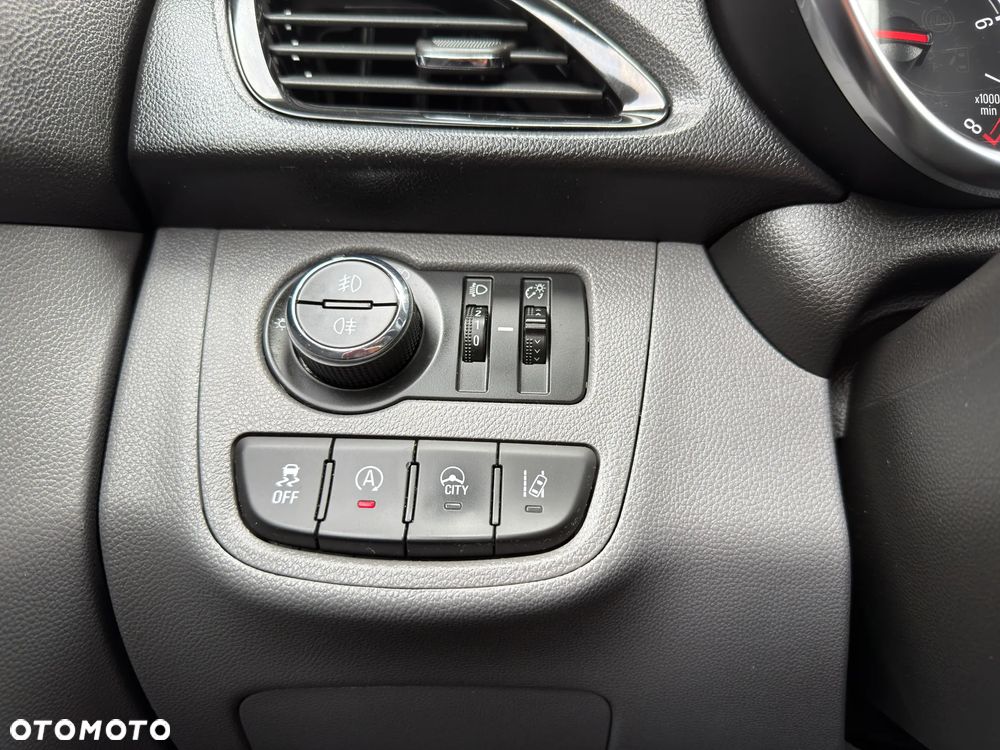 Opel Karl 1.0 Cosmo S&S - 26