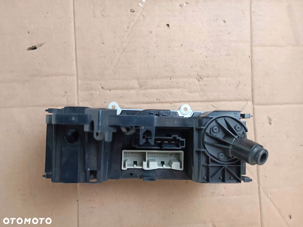 volkswagen caddy 2008 Środek panel klimatyzacji - 5