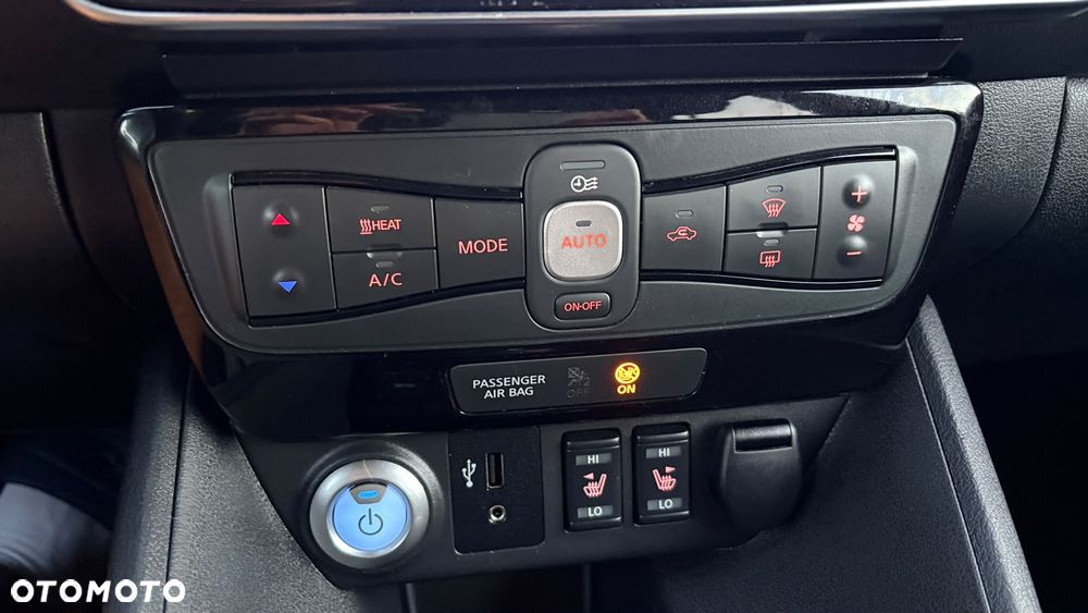 Nissan Leaf 40kWh N-Connecta - 10