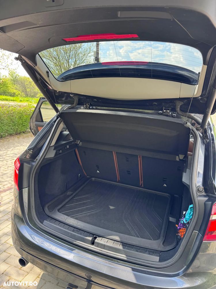 BMW Seria 2 218d xDrive AT - 9