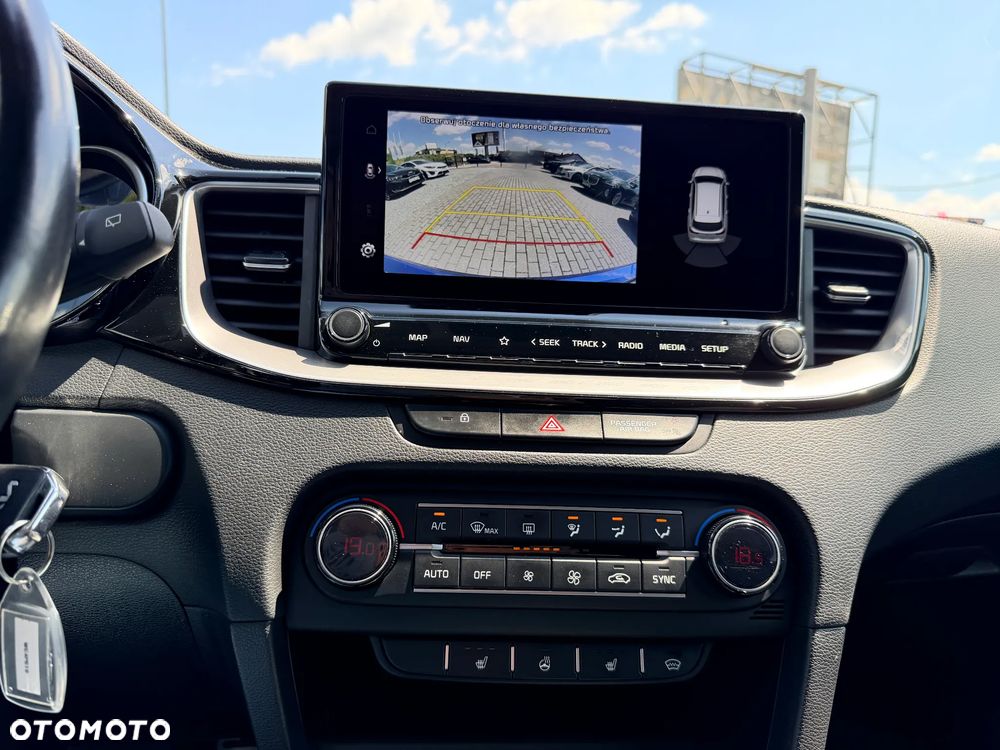 Kia Ceed 1.5 T-GDI L Business Line DCT - 27