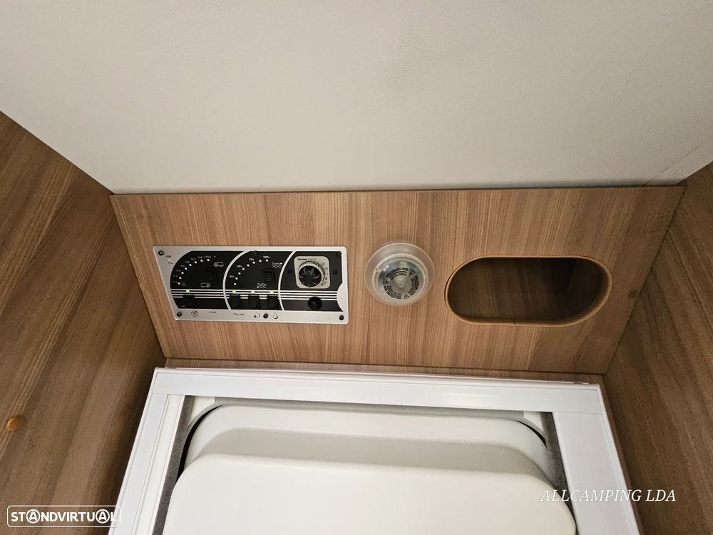 Pilote Aventura G740 CAMA CENTRAL/BASCULANTE - 48
