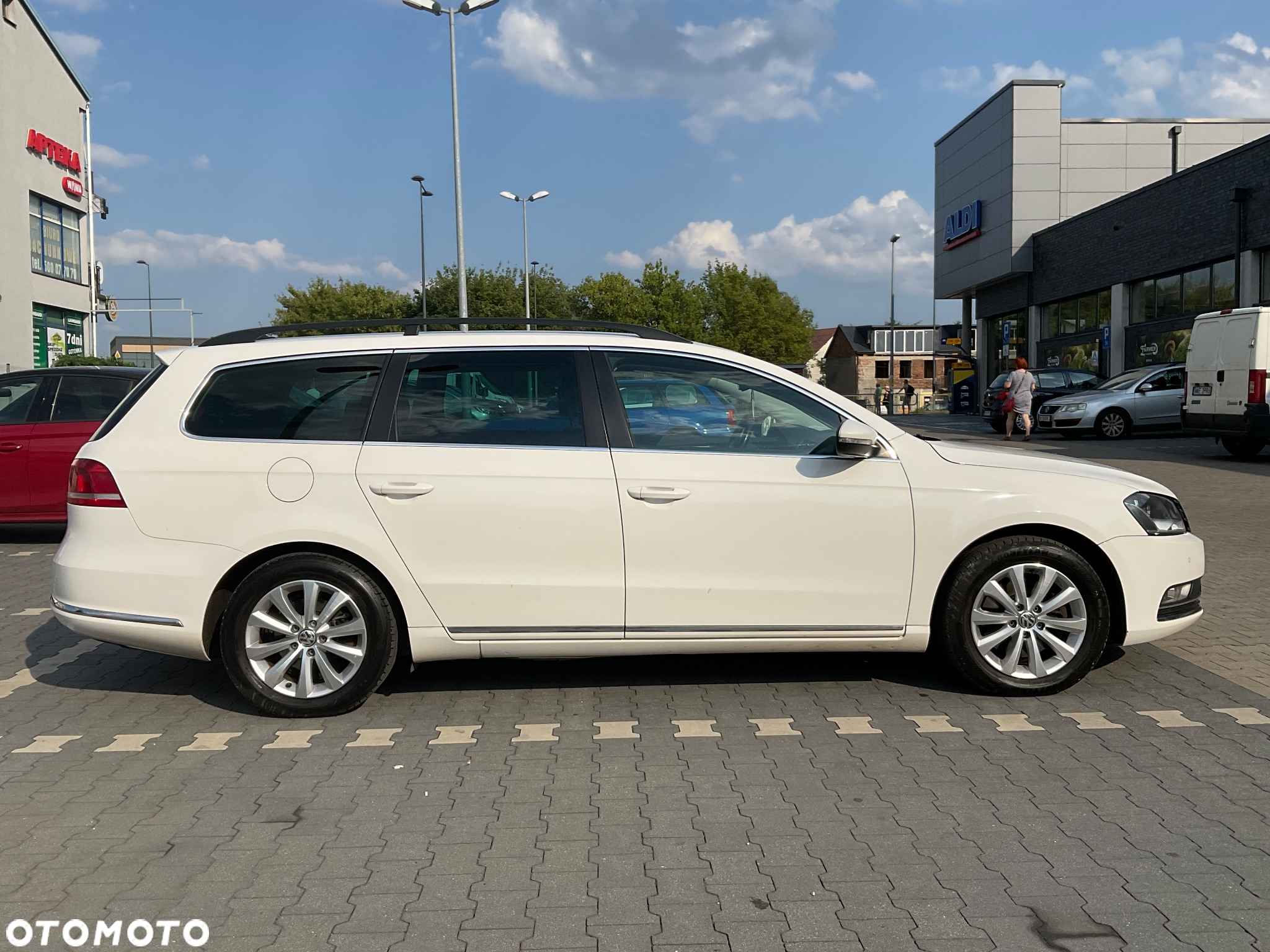 Volkswagen Passat 1.6 TDI Comfortline - 3