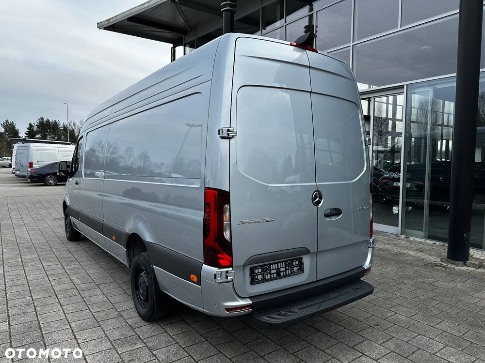 Mercedes-Benz Sprinter - 9