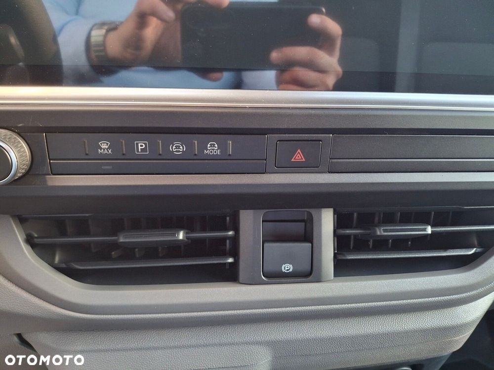 Volkswagen Transporter Furgon - 22