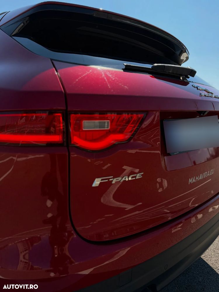 Jaguar F-Pace 25d AWD Pure - 10
