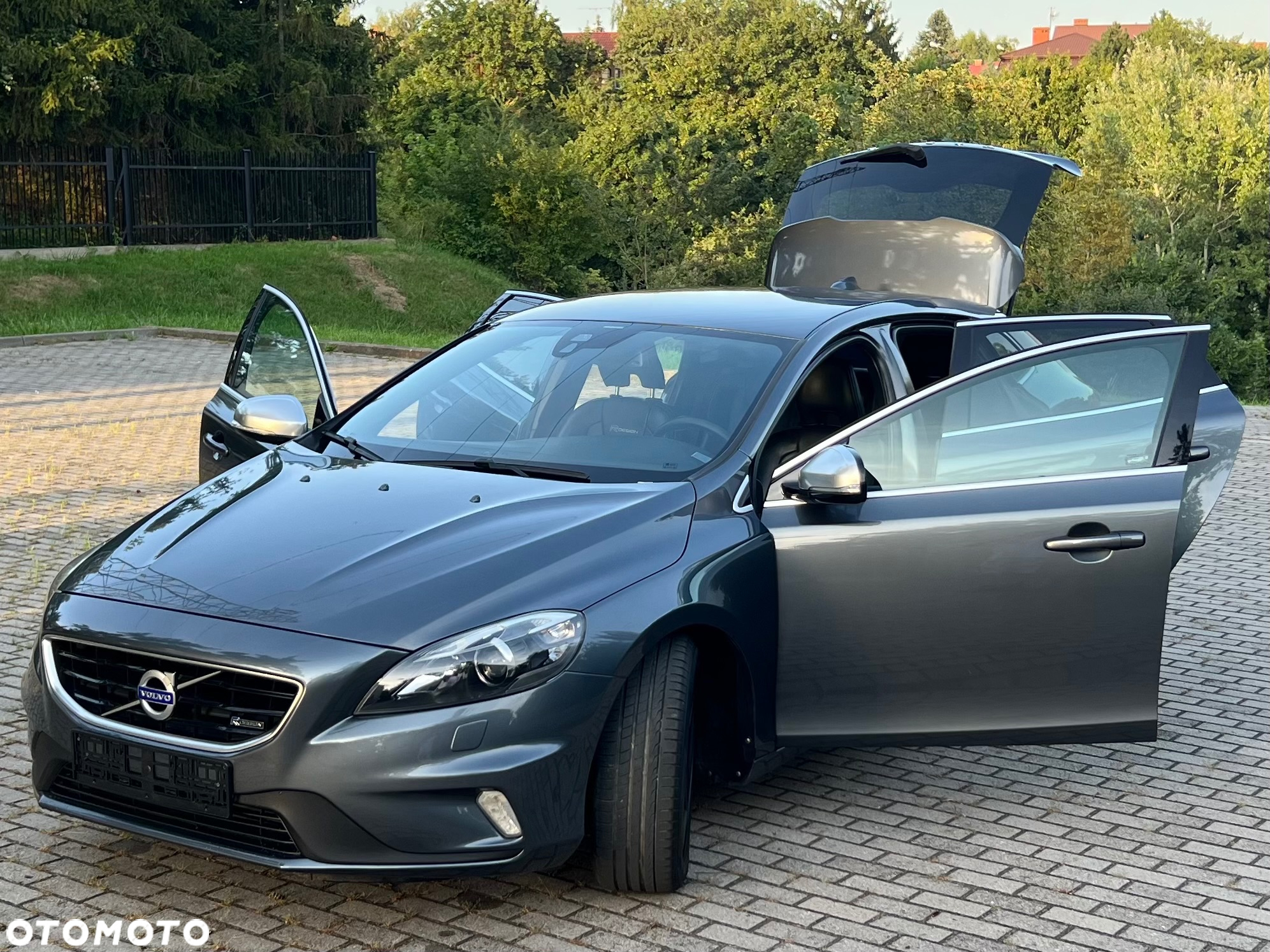 Volvo V40 D3 R-Design Summum - 13