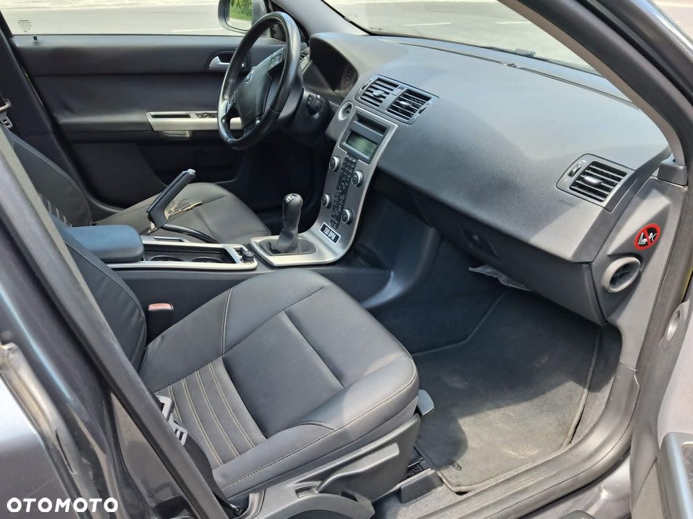 Volvo V50 2.0D DPF - 13