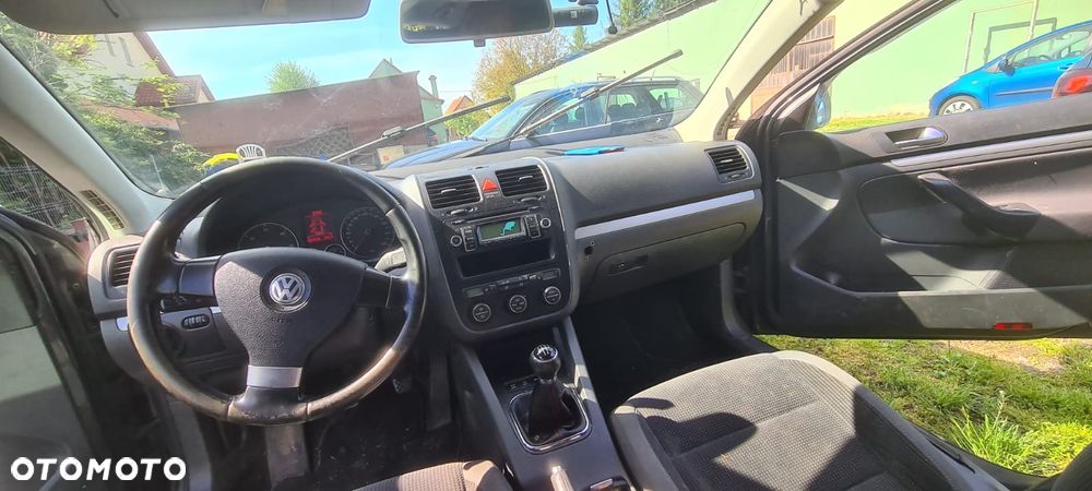 Volkswagen Golf 1.9 TDI DPF Comfortline BlueMotion - 6