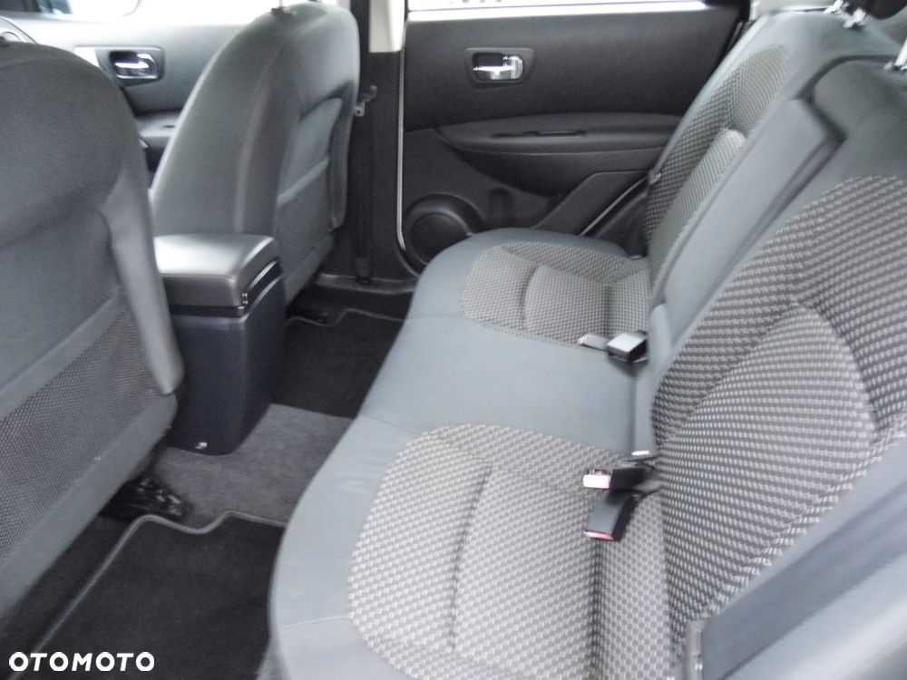 Nissan Qashqai 1.6 visia - 22