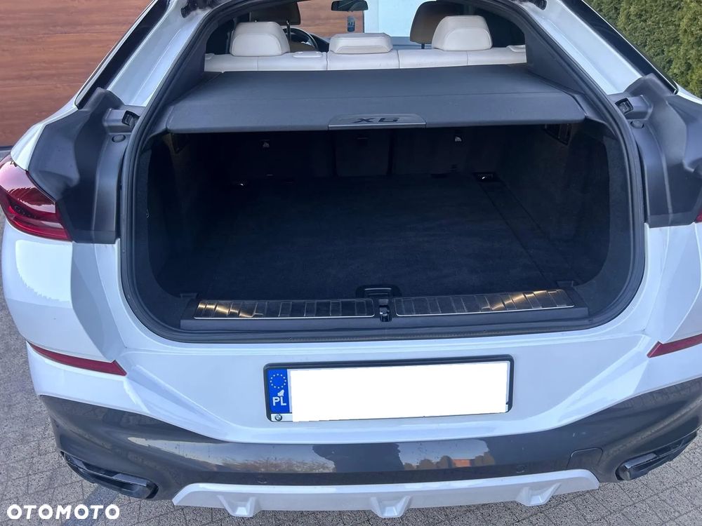 BMW X6 - 24