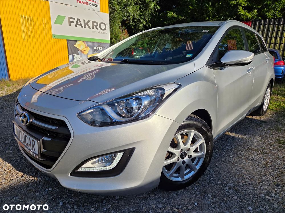 Hyundai i30 1.6 Premium - 11