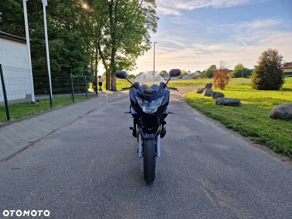 Suzuki Bandit - 1