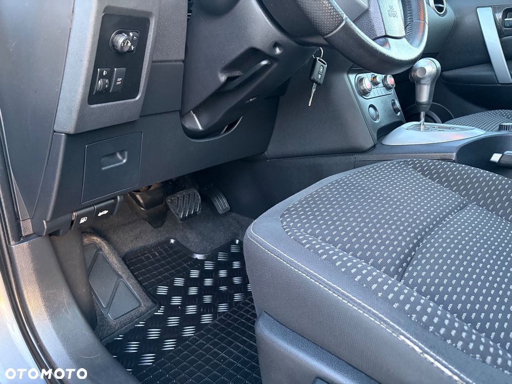 Nissan Qashqai 2.0 4x4 Tekna Premium CVT - 22