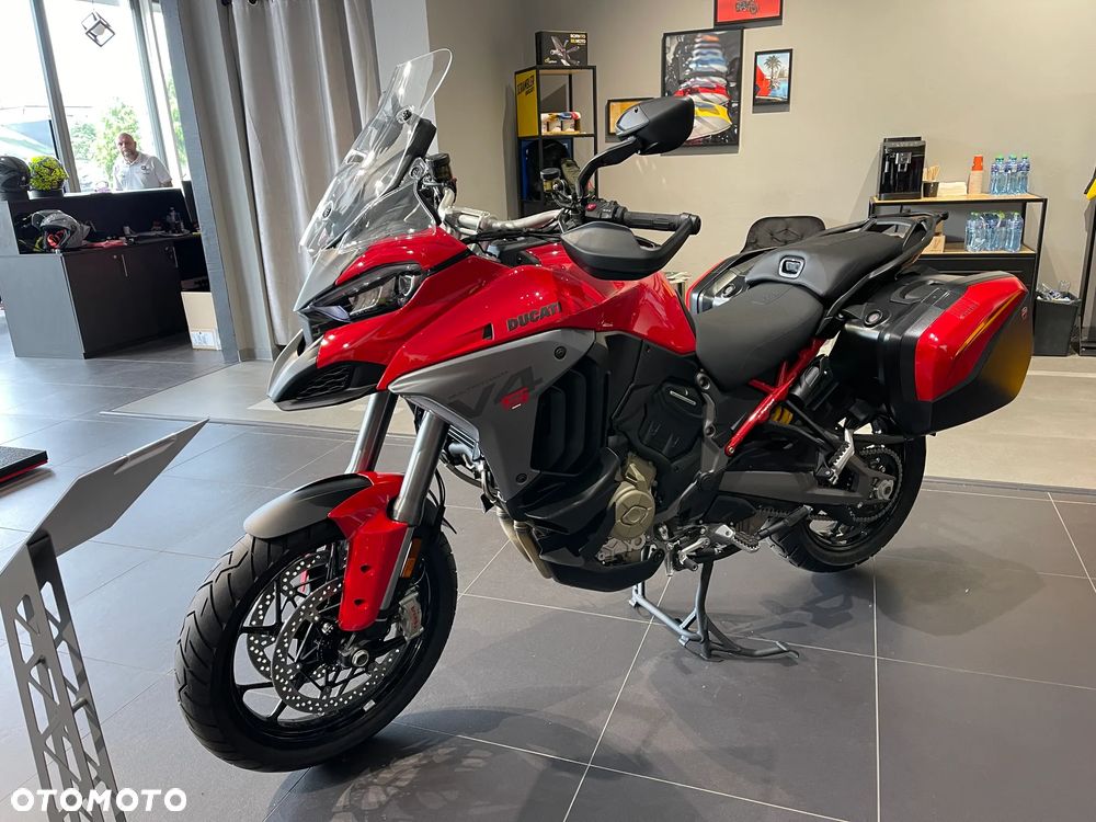Ducati Multistrada - 11