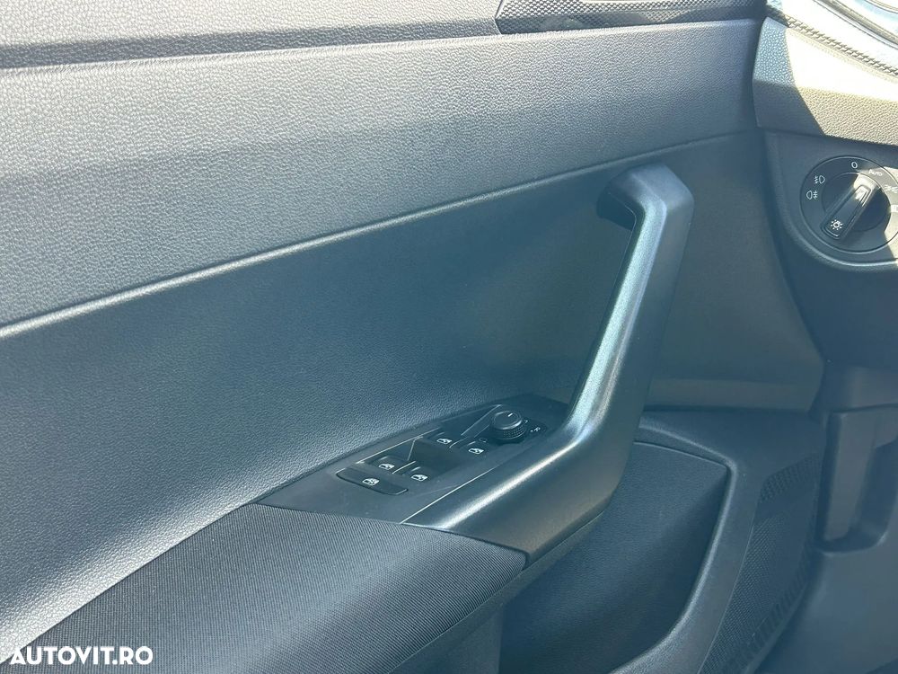 Volkswagen Polo 1.0 TSI DSG Life - 19