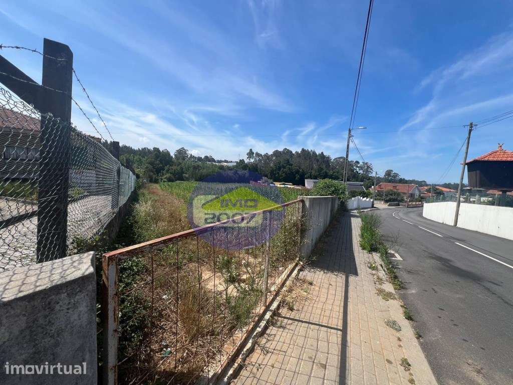 Terreno em Nogueira da Regedoura - Grande imagem: 5/19