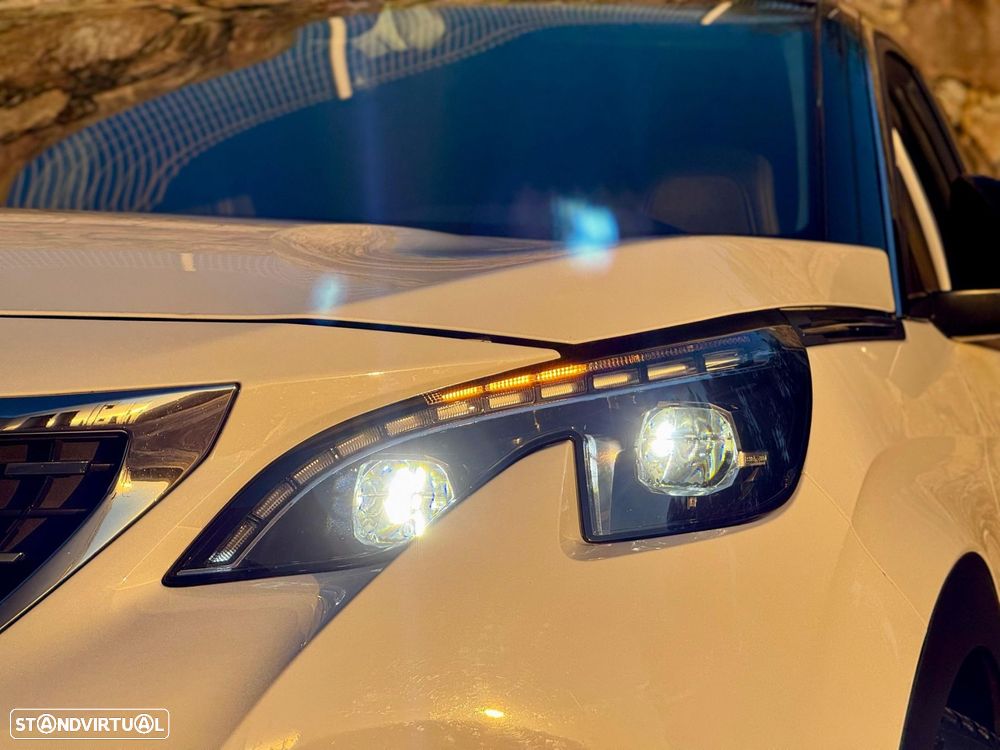 Peugeot 3008 1.2 PureTech Allure - 42