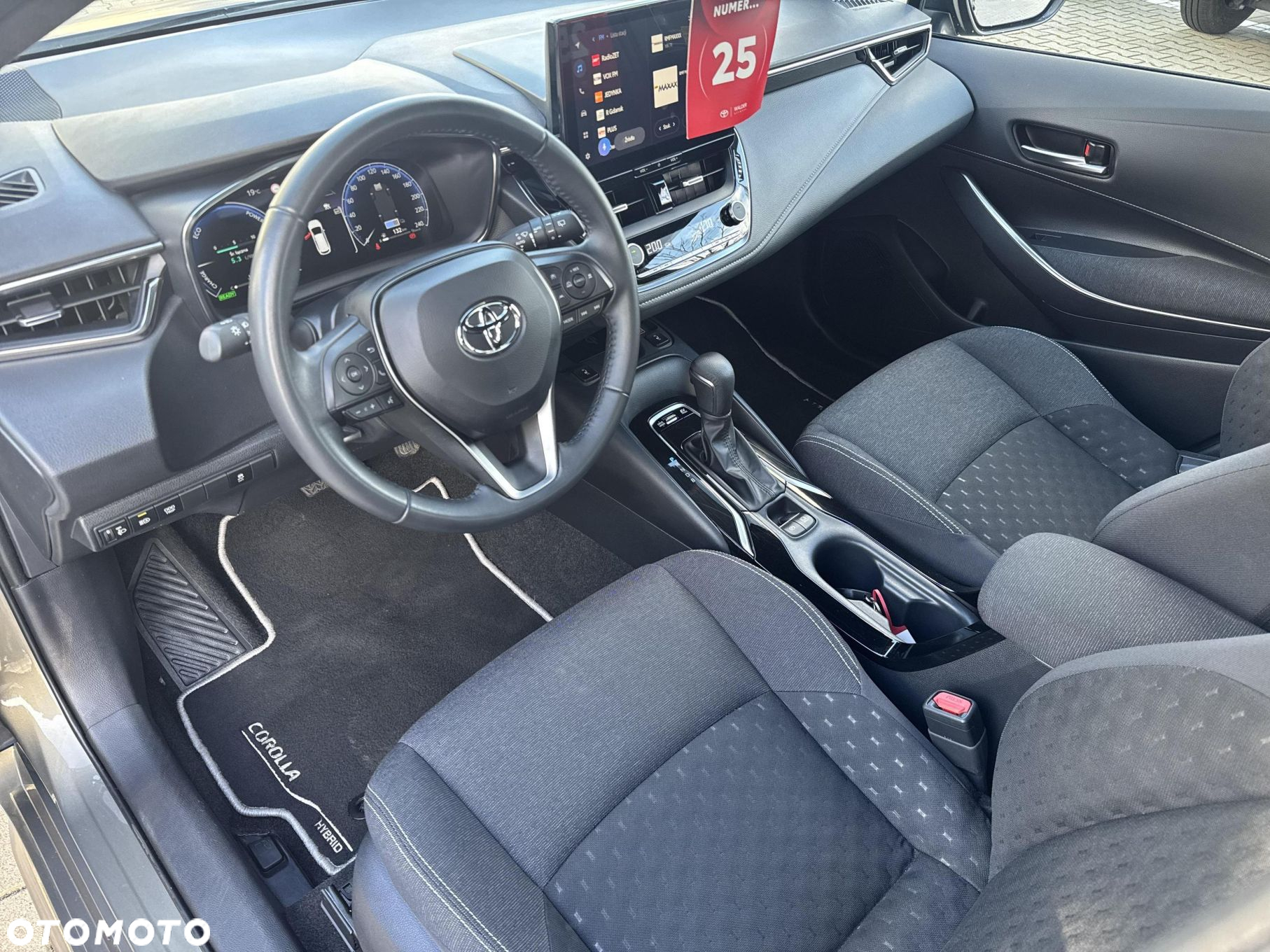 Toyota Corolla 1.8 Hybrid Comfort - 9