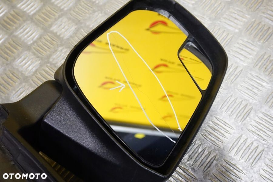 GM CHEVROLET COLORADO 2018 - 2022 Lusterko Zewnętrzne Lewe 5 Pin USA - 8