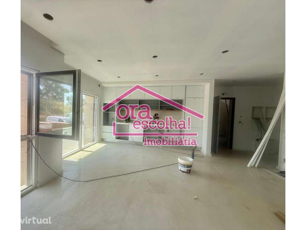 Apartamento T2 NOVO com 83 m2 e Arrecadação em Paio Pires! - Grande imagem: 2/8