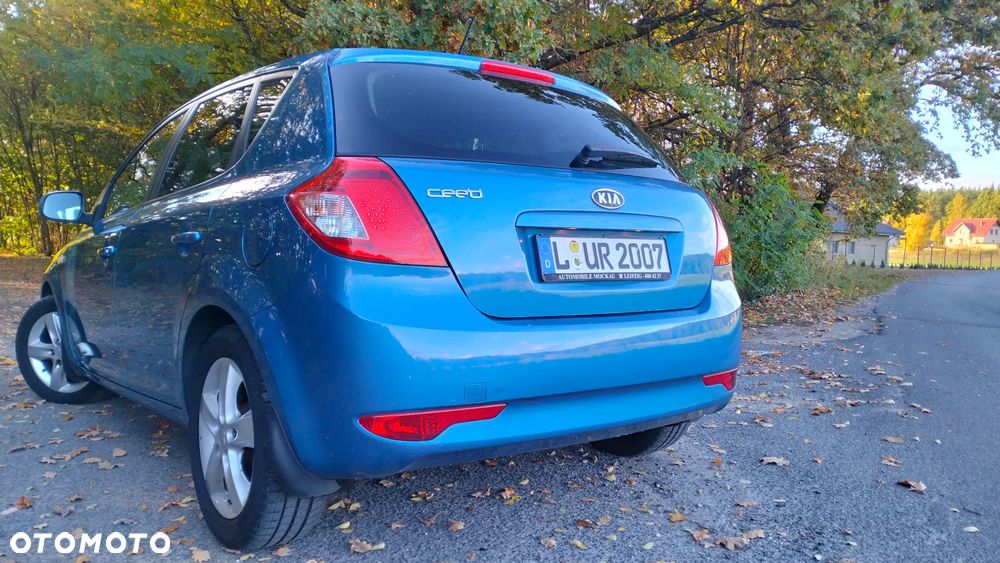 Kia Ceed - 20
