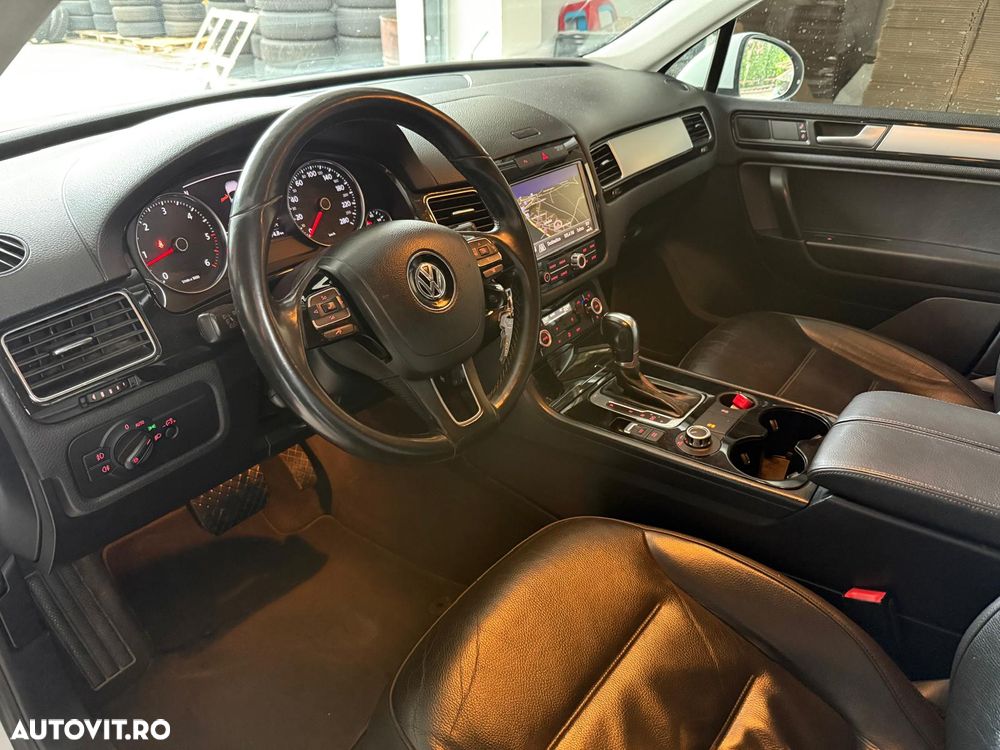 Volkswagen Touareg - 18