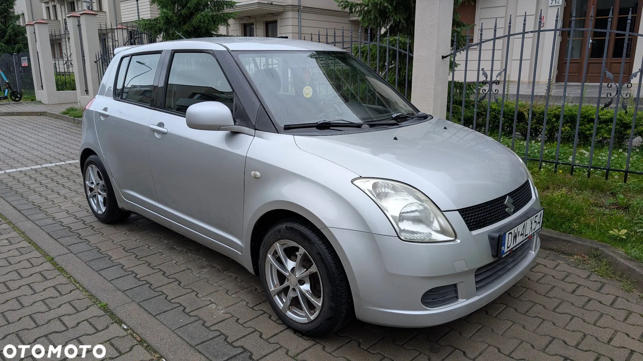 Suzuki Swift 1.3 GLX / Comfort - 1