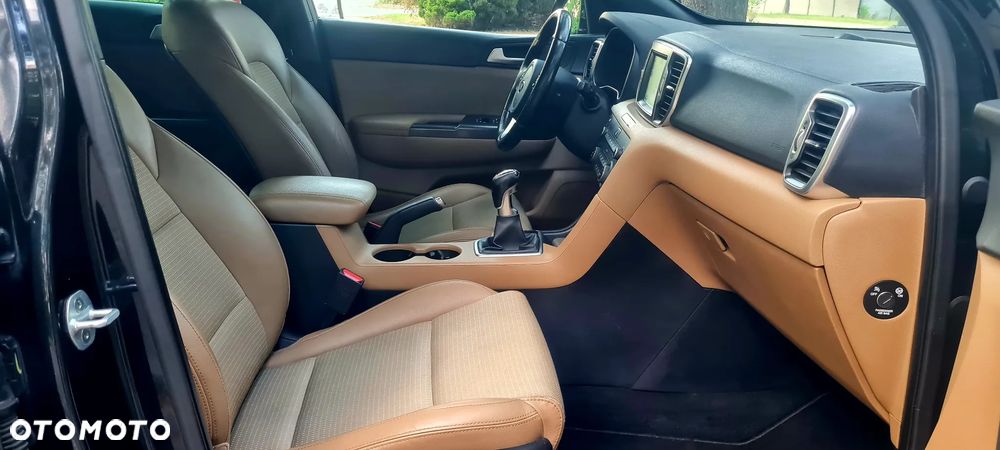 Kia Sportage 1.6 GDI S 2WD - 31