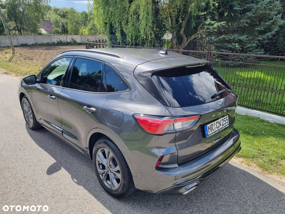 Ford Kuga 2.0 TDCi 2x4 ST-Line - 4