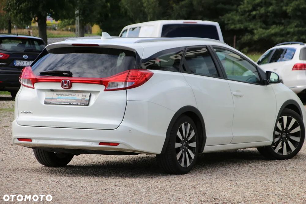 Honda Civic Tourer 1.8 i-VTEC Style Edition - 16