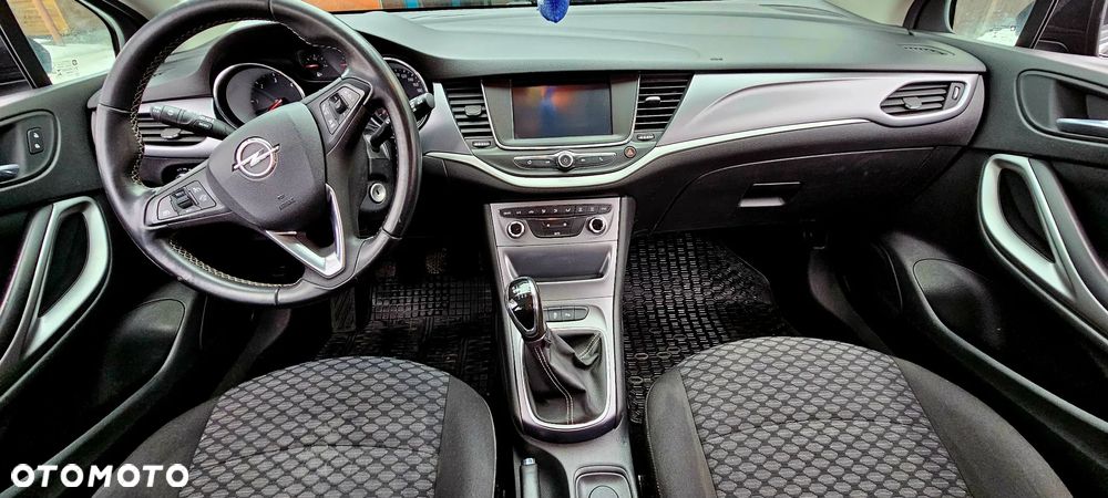 Opel Astra 1.6 CDTI Enjoy - 8