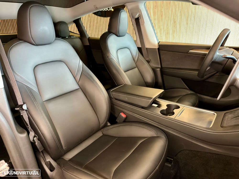 Tesla Model Y Performance Tração Integral - 7