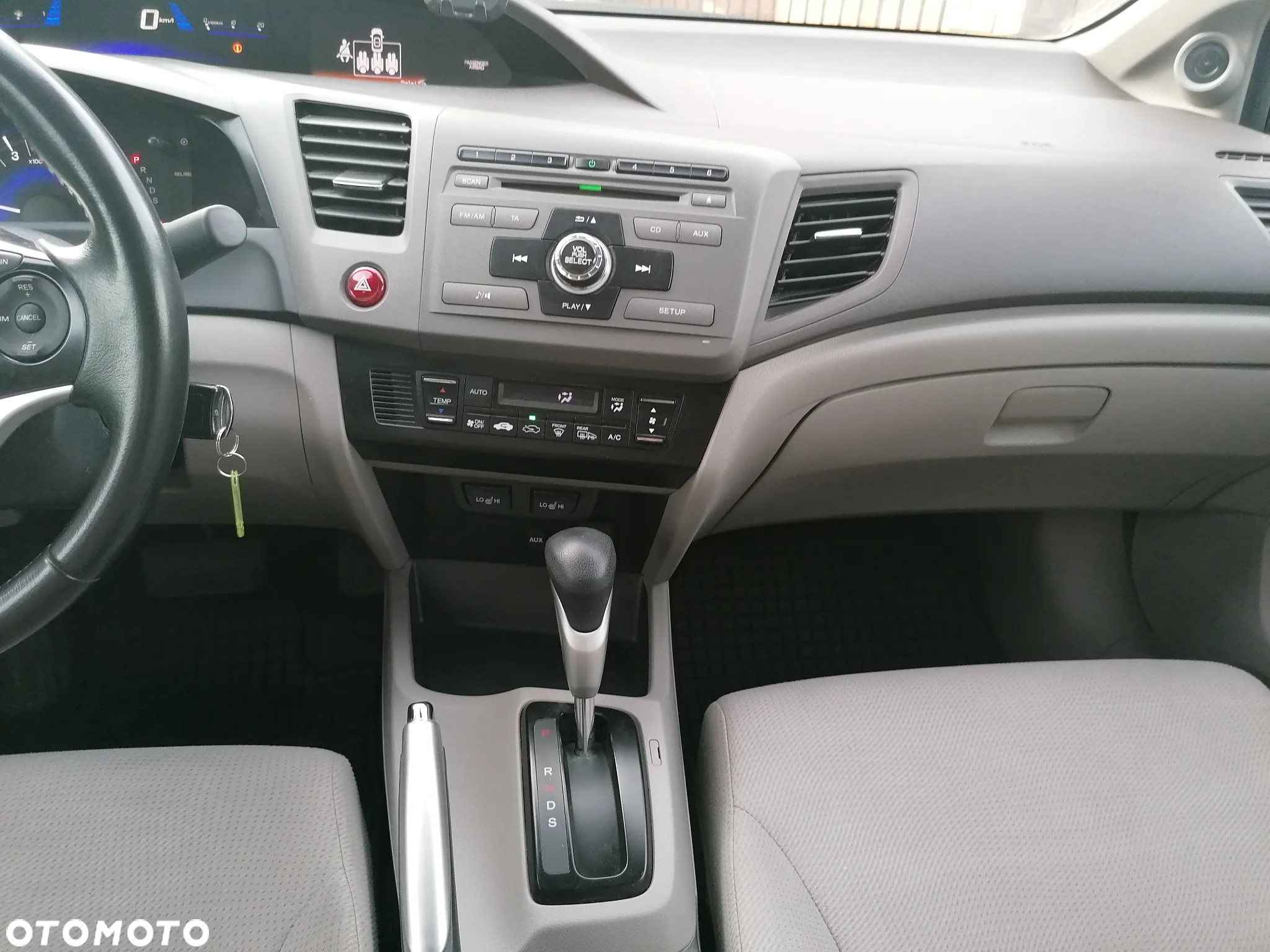 Honda Civic 1.8 Comfort - 12