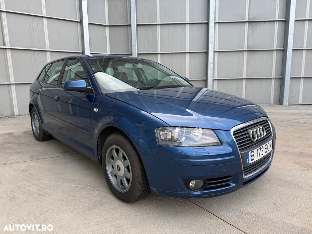 Audi A3 Sportback 1.6 FSI Ambition - 5