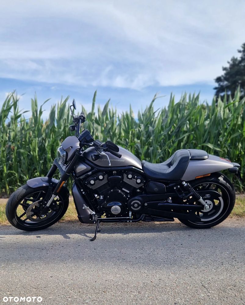 Harley-Davidson V-Rod Night Rod - 1