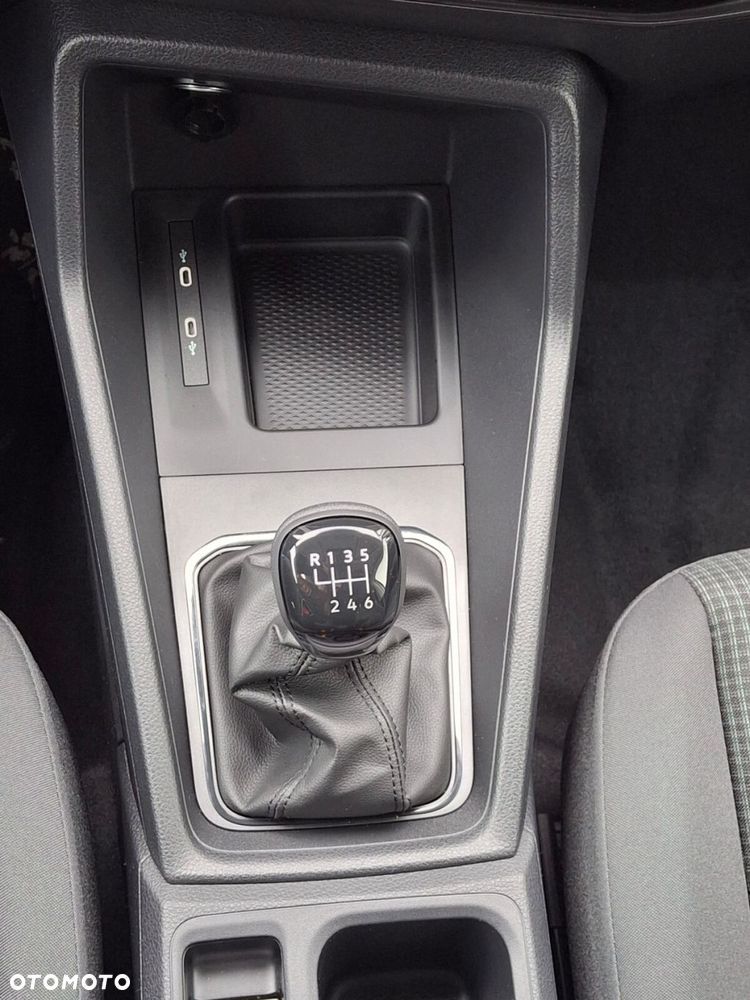 Volkswagen Caddy - 18