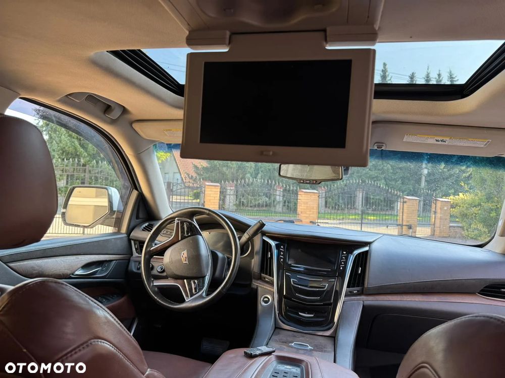 Cadillac Escalade ESV 6.2 V8 AWD AT Platinum - 13