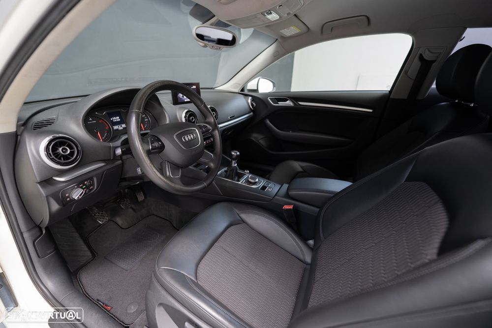 Audi A3 2.0 TDI Advance - 8