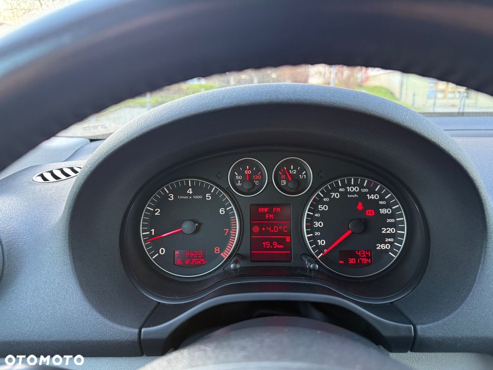 Audi A3 Sportback - 12