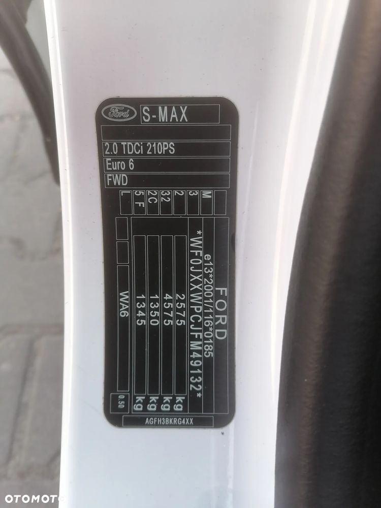 Ford S-Max - 9