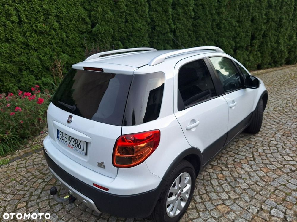 Fiat Sedici 2.0 Multijet 16V 4x4 Emotion - 38