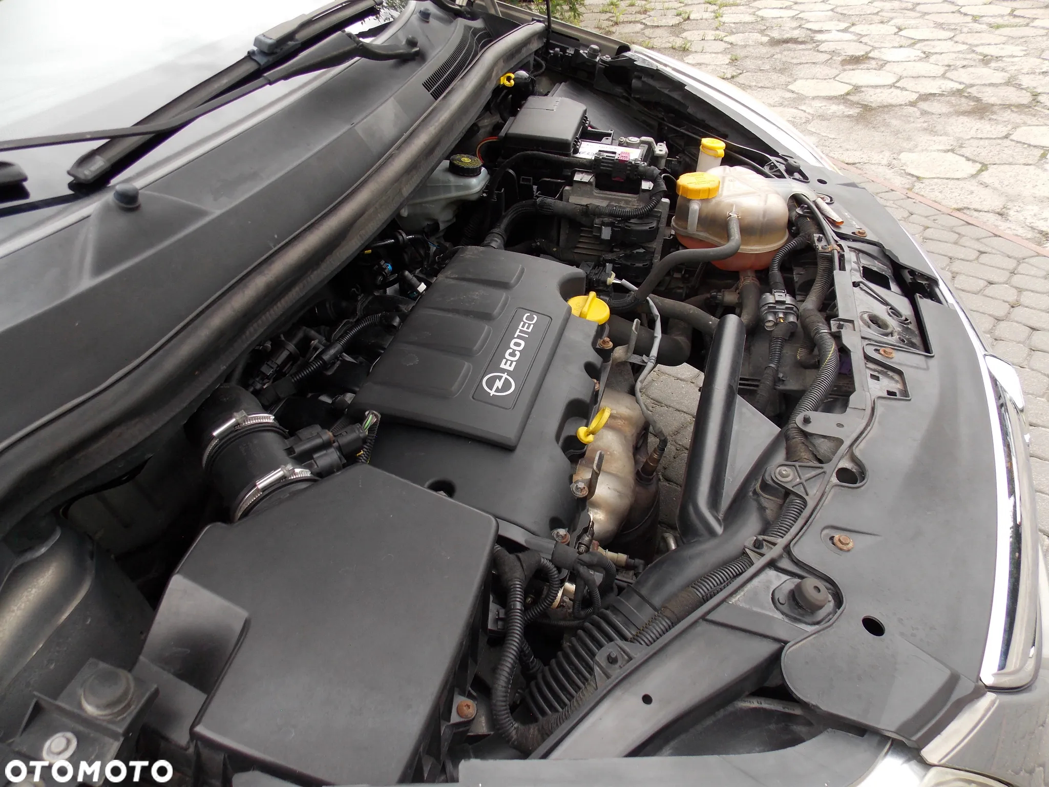 Opel Corsa 1.2 16V Cosmo - 26