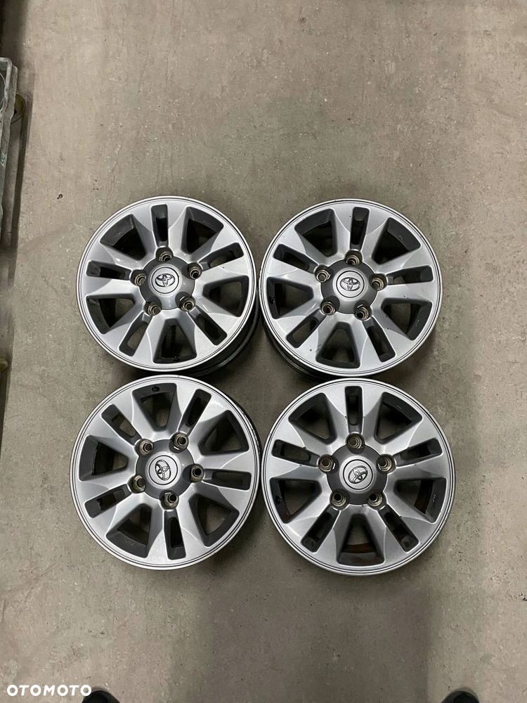 TOYOTA Land Cruiser 100 200 Felgi 17" Cali 8jx17 - 1