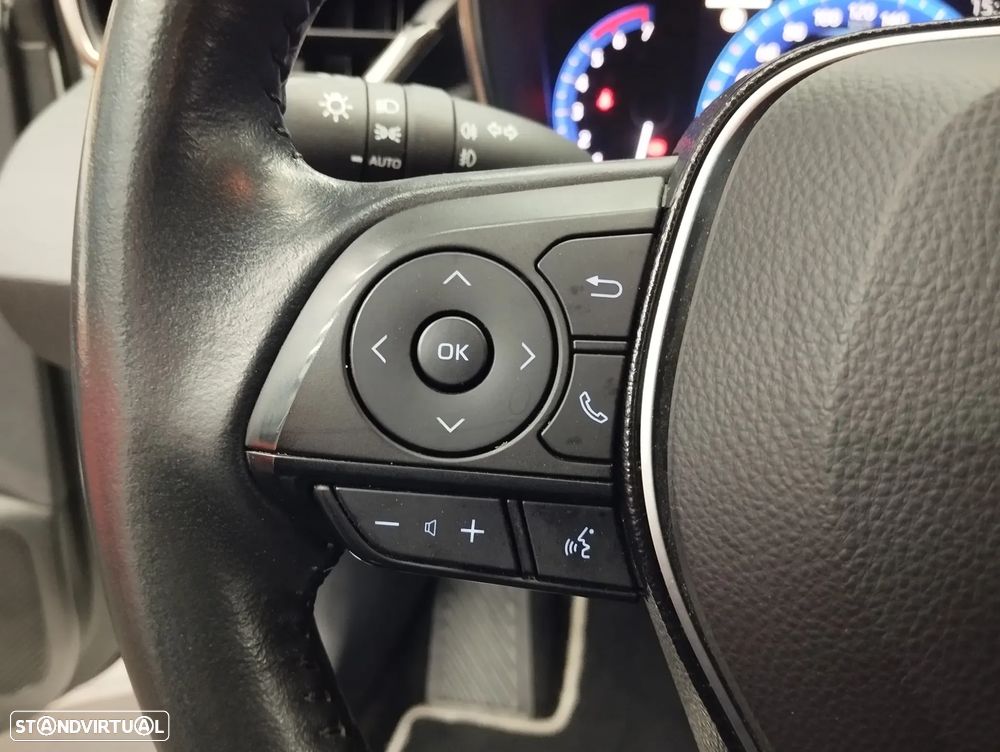 Toyota Corolla 1.8 Hybrid Comfort - 19