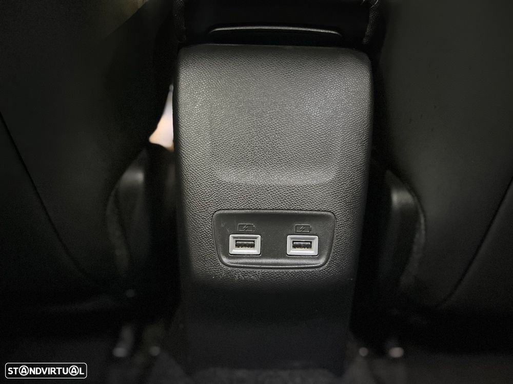 Peugeot 2008 1.2 Allure - 32