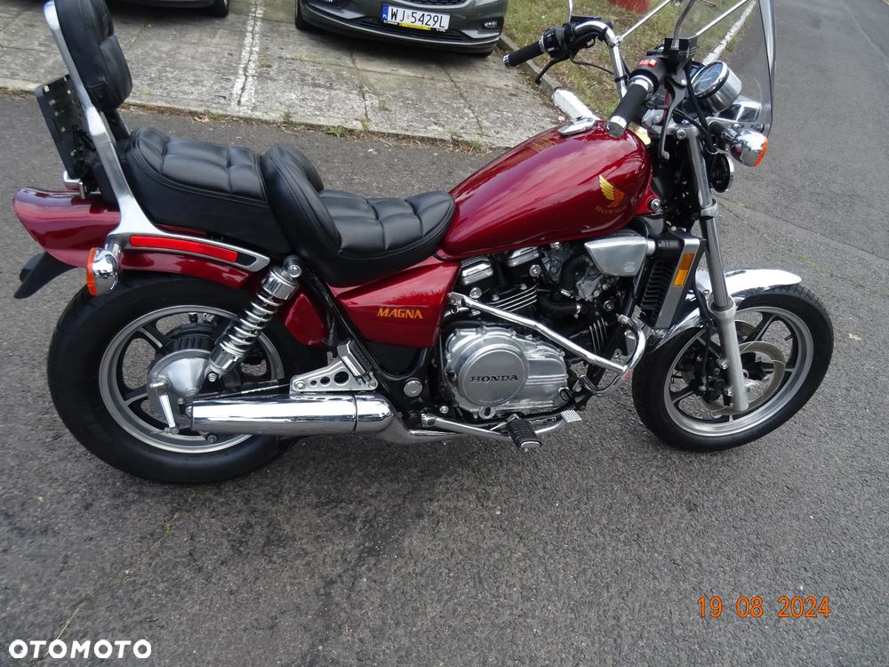 Honda VF - 15