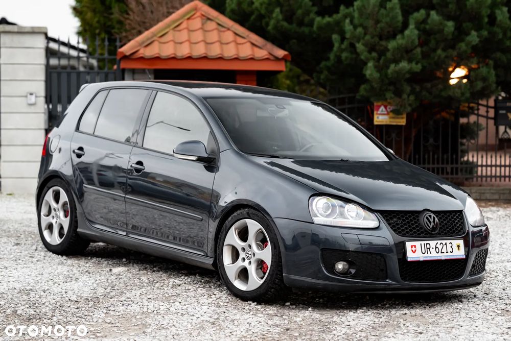 Volkswagen Golf 2.0 GTI - 2