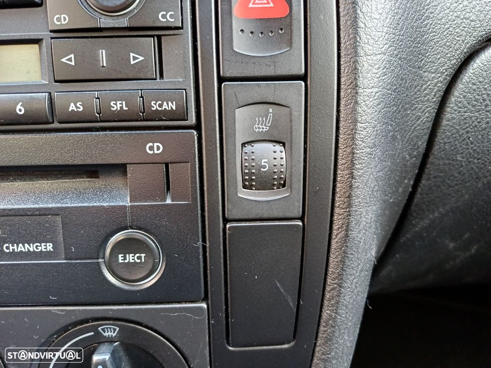 VW Passat Variant 1.9 TDi Confortline - 25