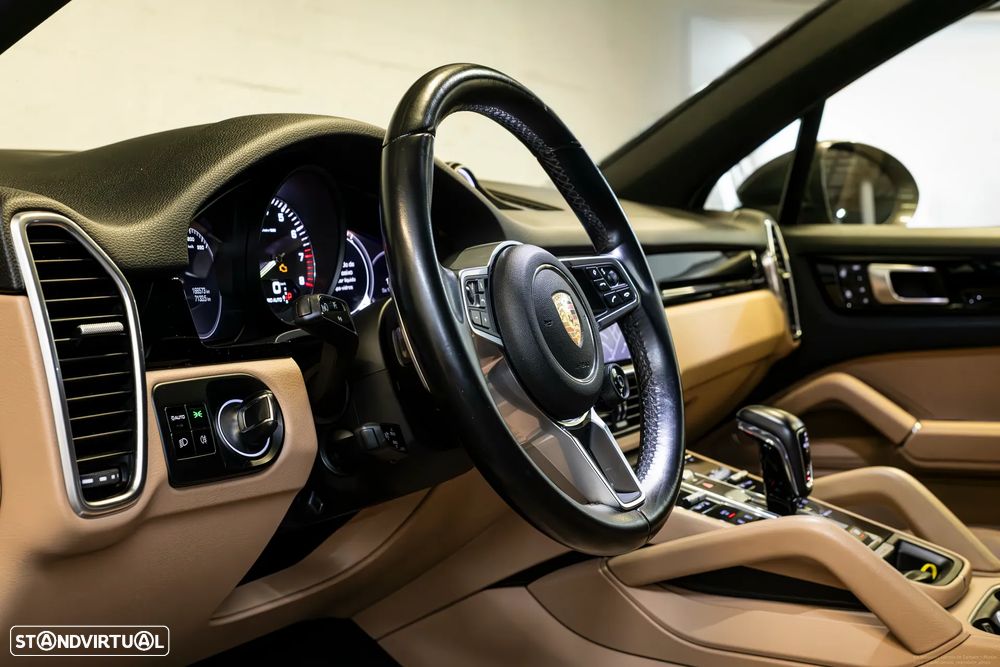 Porsche Cayenne E-Hybrid - 16